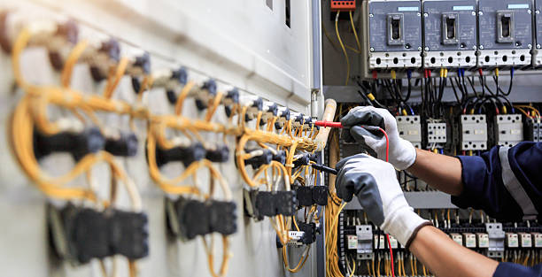 Professional Electrician technician working in Cottage Grove, WI